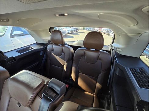 Used 2018 Volvo XC90 T6 Inscription w/ Convenience Package AWD/4WD image 10
