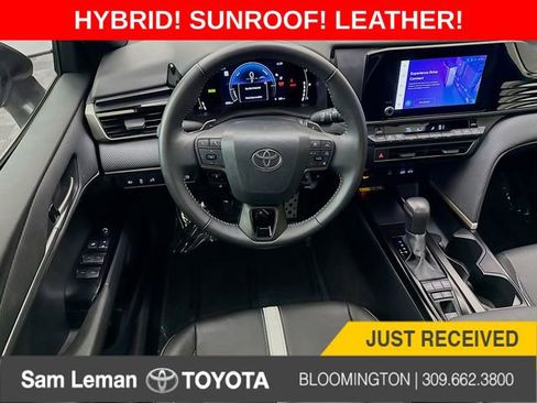 Used 2025 Toyota Camry SE image 22