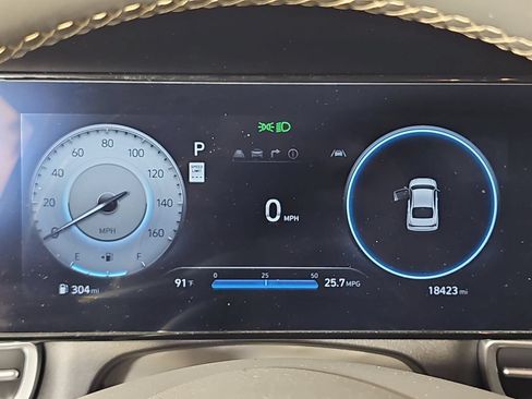 Used 2024 Hyundai Elantra SEL w/ Convenience Package FWD image 17