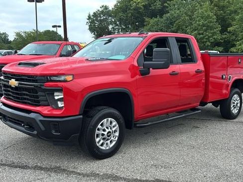 Used 2025 Chevrolet Silverado 2500 W/T w/ Snow Plow Prep/Camper Package AWD/4WD image 3