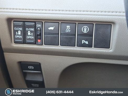 Used 2022 Honda Odyssey Elite image 24