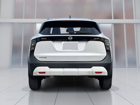 New 2026 Nissan Kicks SV FWD image 3