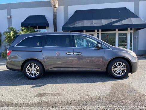 Used 2013 Honda Odyssey EX image 4