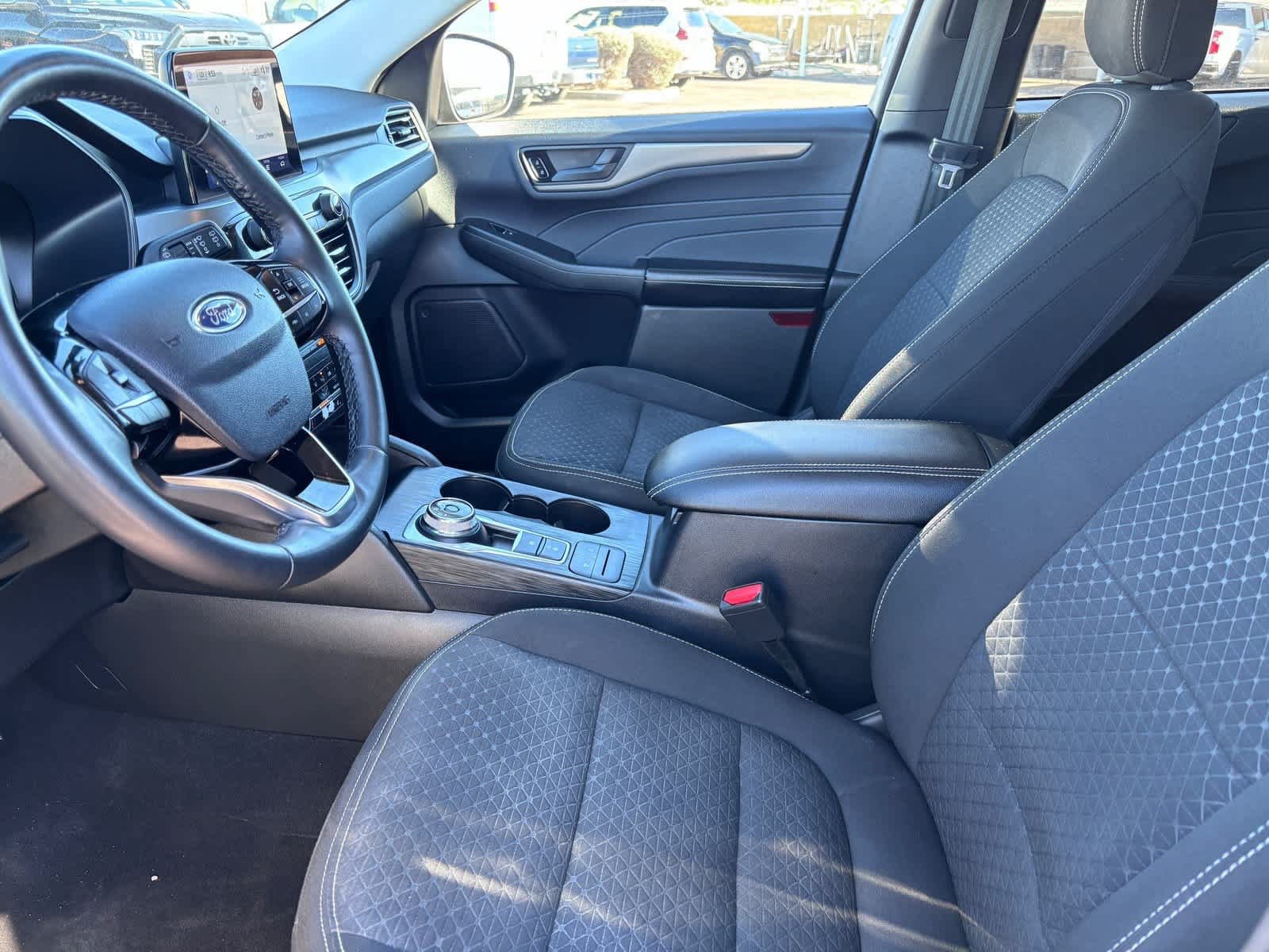 Used 2023 Ford Escape Active AWD/4WD image 10