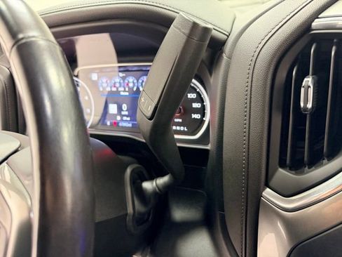 Certified 2022 Chevrolet Silverado 2500 LTZ w/ LTZ Premium Package image 17