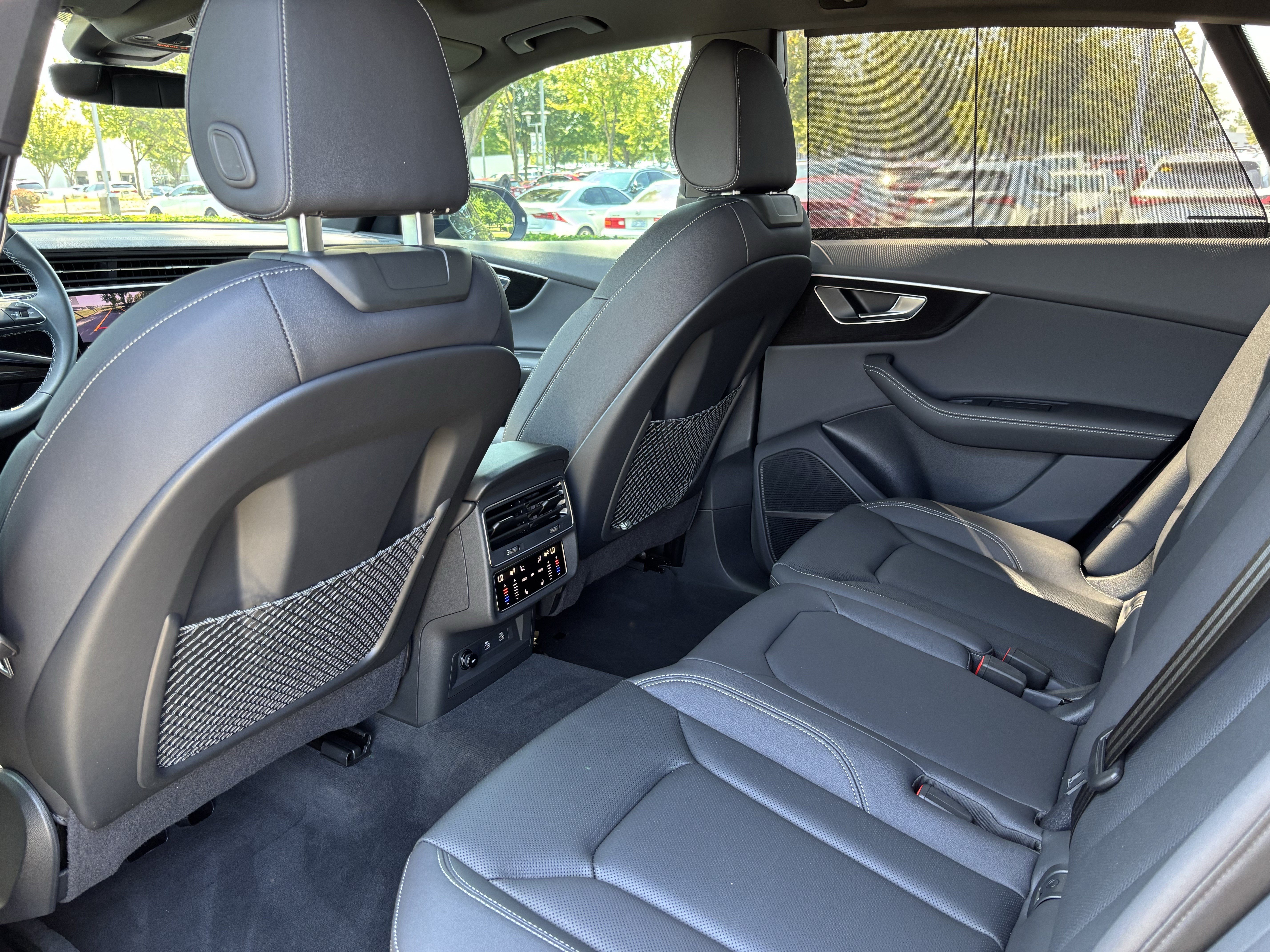 Certified 2025 Audi Q8 Premium Plus AWD/4WD image 19