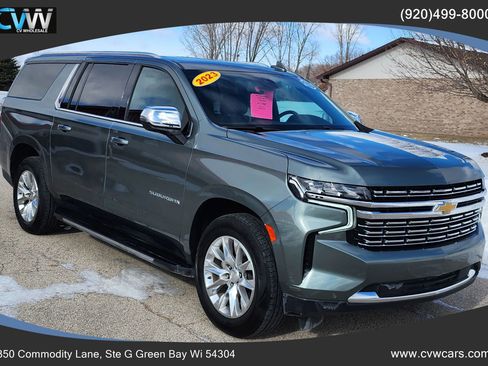 Used 2023 Chevrolet Suburban Premier image 1