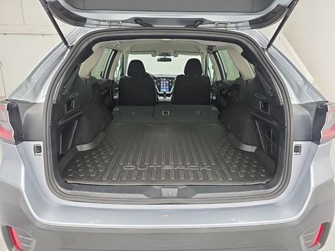 Used 2022 Subaru Outback Premium AWD/4WD image 39