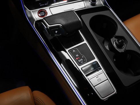 Used 2023 Audi RS 6 image 46