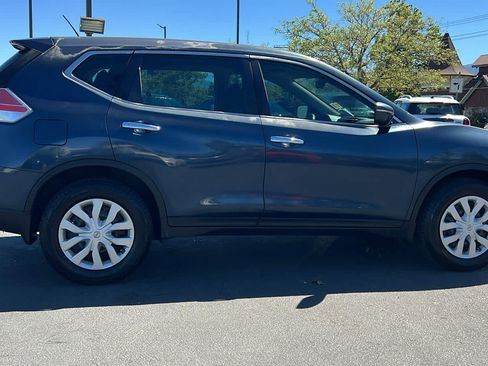 Used 2015 Nissan Rogue S FWD image 4