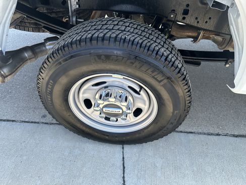 Used 2025 Ford F250 XL w/ XL Driver Assist Package AWD/4WD image 5