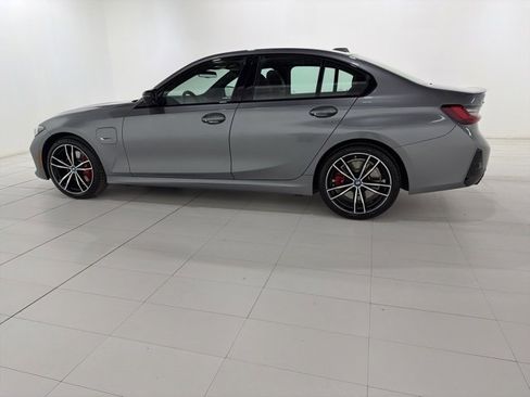 Certified 2023 BMW 330e xDrive w/ M Sport Package image 2
