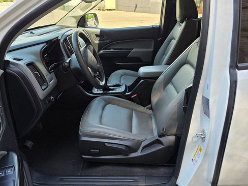 Used 2022 Chevrolet Colorado W/T w/ WT Convenience Package RWD image 13