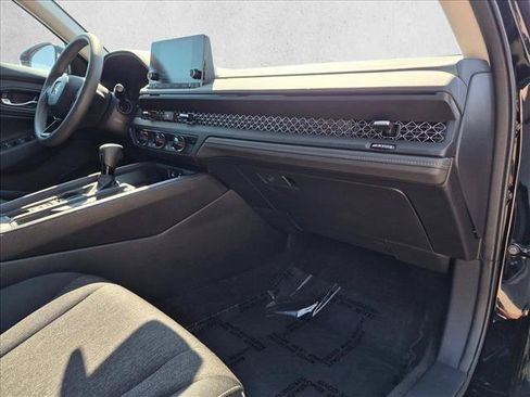 Used 2023 Honda Accord EX image 22