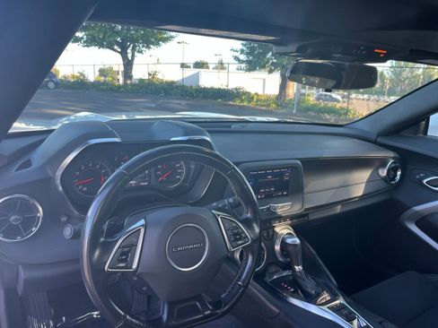 Used 2023 Chevrolet Camaro LT image 32