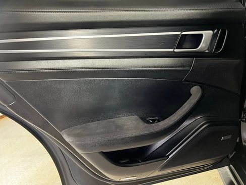 Certified 2020 Porsche Panamera GTS image 27