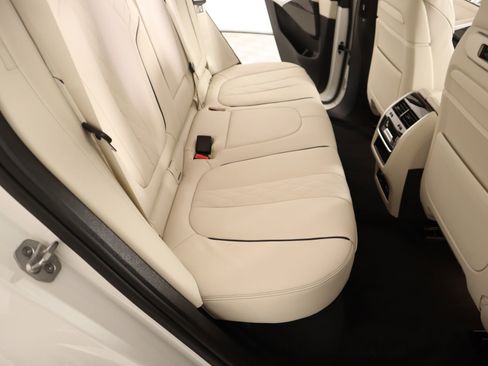 New 2026 BMW X5 xDrive40i w/ M Sport Package AWD/4WD image 14