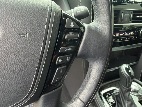Used 2024 INFINITI QX80 Sensory AWD/4WD image 30