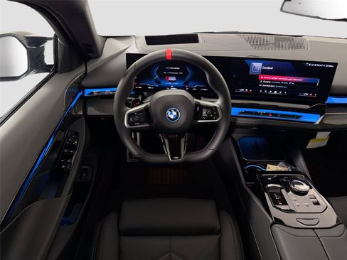 New 2026 BMW i5 M60 w/ Premium Package AWD/4WD image 21