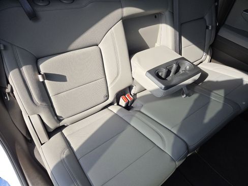 Used 2023 GMC Sierra 1500 SLT w/ SLT Premium Package image 25