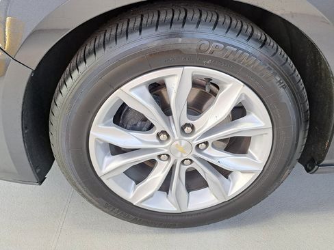 Used 2022 Chevrolet Malibu LT image 32