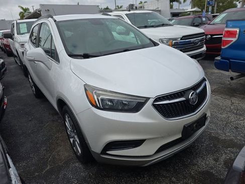 Used 2018 Buick Encore Preferred image 2