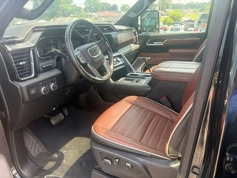 Used 2024 GMC Sierra 2500 Denali Ultimate AWD/4WD image 35