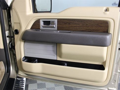 Used 2013 Ford F150 Lariat w/ Mid Equipment Group image 38