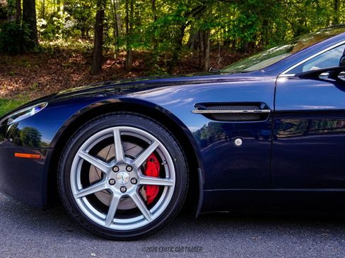 Used 2008 Aston Martin V8 Vantage Roadster RWD image 4