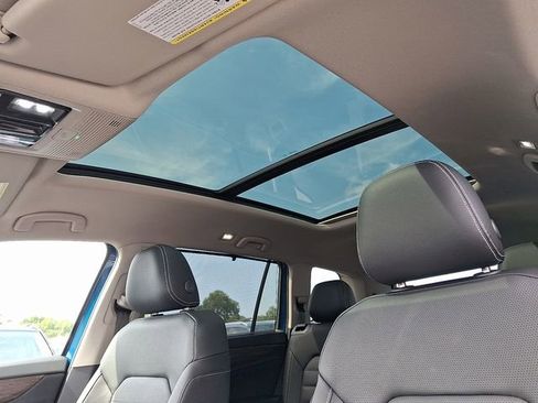 New 2026 Volkswagen Atlas SEL image 9