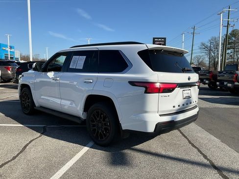 Used 2024 Toyota Sequoia Limited image 24