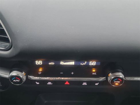 Used 2021 MAZDA CX-30 AWD 2.5 S w/ Premium Package image 21