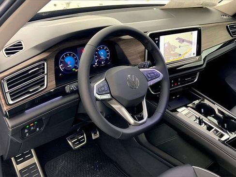 New 2026 Volkswagen Atlas SEL Premium R-Line image 7