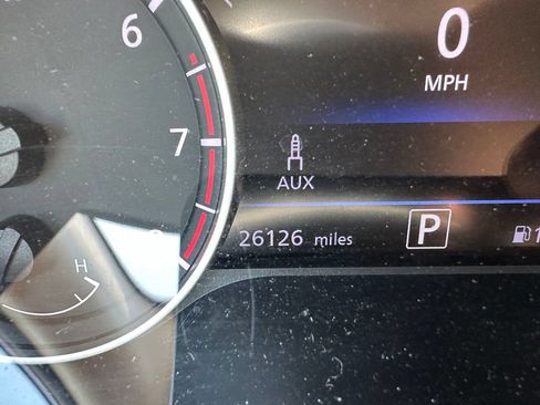 Used 2025 Nissan Sentra SV w/ SV Premium Package FWD image 11