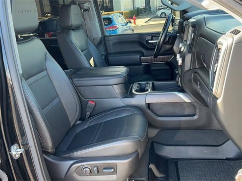 Used 2023 GMC Sierra 2500 Denali w/ Denali Black Diamond Edition image 20