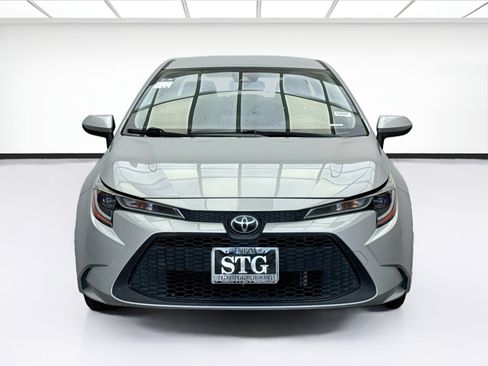 Used 2020 Toyota Corolla LE w/ Carpet Mat Package (TMS) FWD image 2