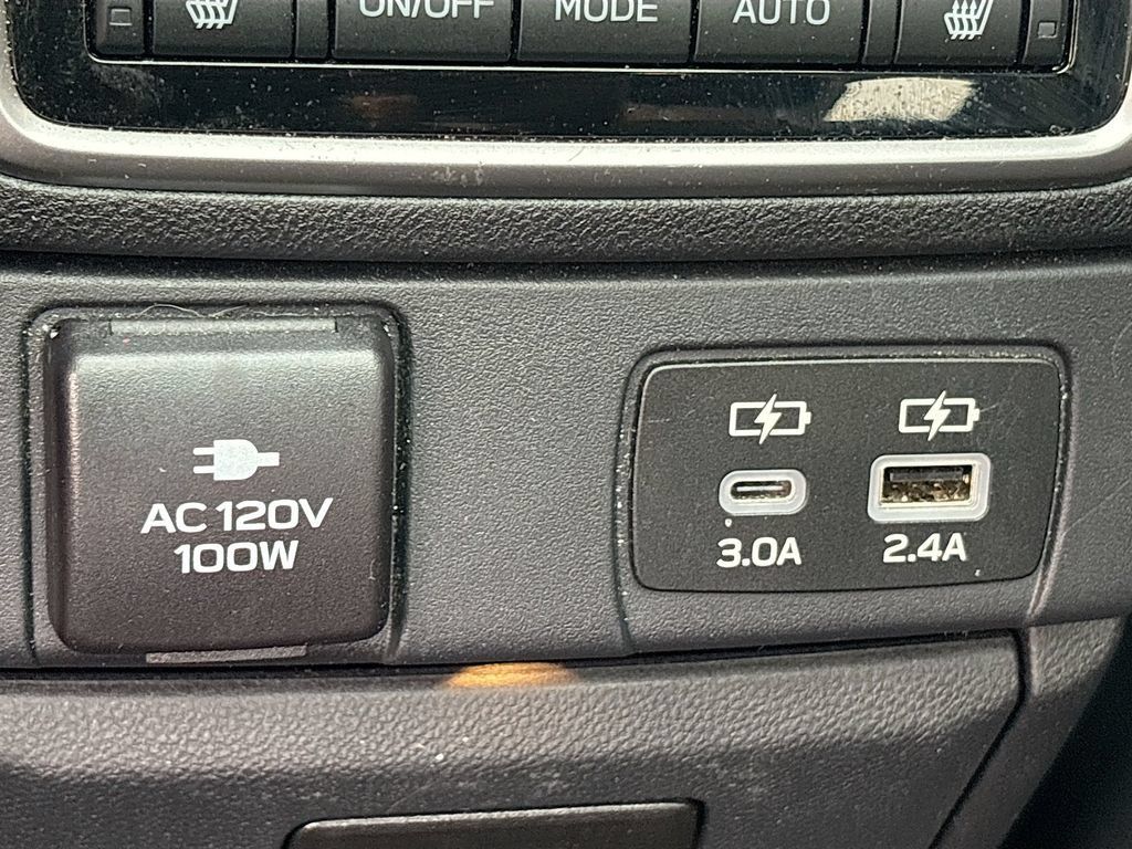 Used 2025 Subaru Ascent Bronze Edition w/ Popular Package #2 AWD/4WD image 27