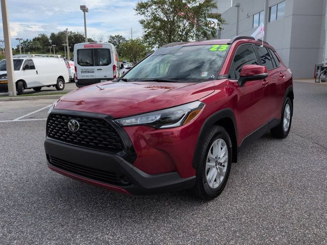 Certified 2023 Toyota Corolla Cross LE FWD image 8