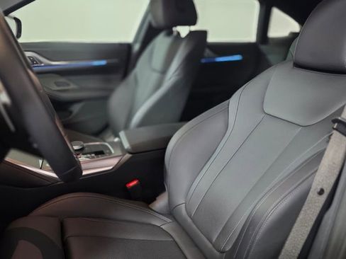 Used 2025 BMW 430i xDrive w/ M Sport Package image 18