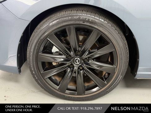 Used 2021 MAZDA MAZDA6 Carbon Edition FWD image 13