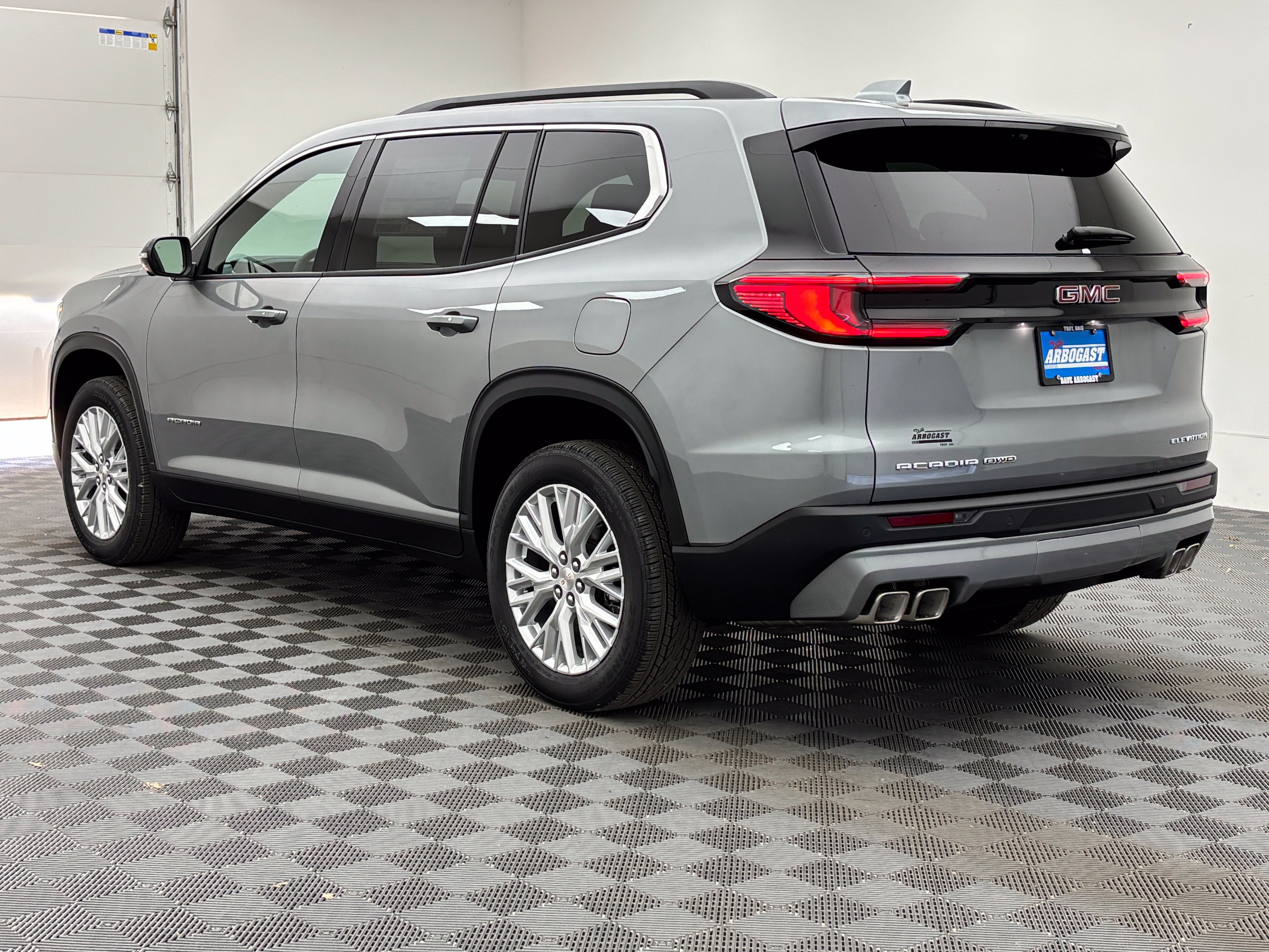New 2027 GMC Acadia Elevation w/ Elevation Premium Package AWD/4WD image 14