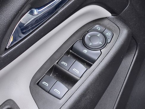 Certified 2022 Chevrolet Equinox LS w/ LS Convenience Package FWD image 20