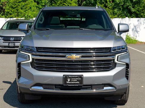 Used 2023 Chevrolet Tahoe LT w/ Luxury Package AWD/4WD image 2