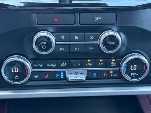 Used 2022 Ford Expedition Max Limited AWD/4WD image 23