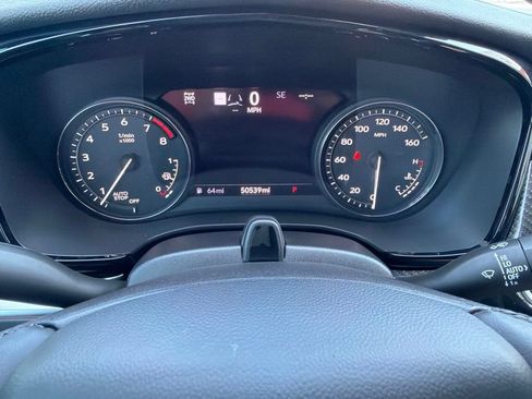 Used 2024 Cadillac XT6 Sport w/ Technology Package AWD/4WD image 32