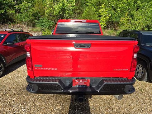 Used 2024 Chevrolet Silverado 2500 Custom w/ Custom Value Package AWD/4WD image 5