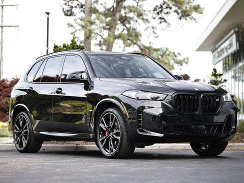 Certified 2026 BMW X5 M60i w/ Parking Assistance Package image 1