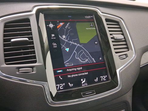 Used 2020 Volvo XC90 T6 Momentum w/ Protection Package image 23