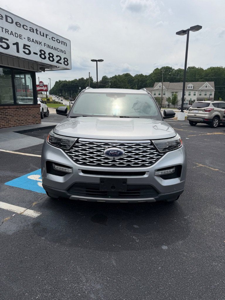 Used 2020 Ford Explorer Platinum w/ Premium Technology Package AWD/4WD image 2