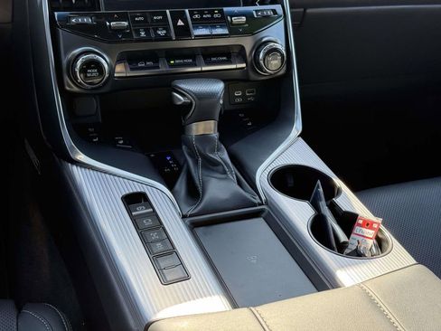 Used 2024 Lexus LX 600 F Sport image 29